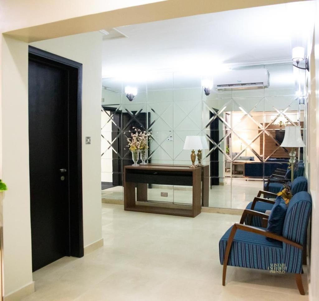 Metro Apartments Lagos Exterior photo